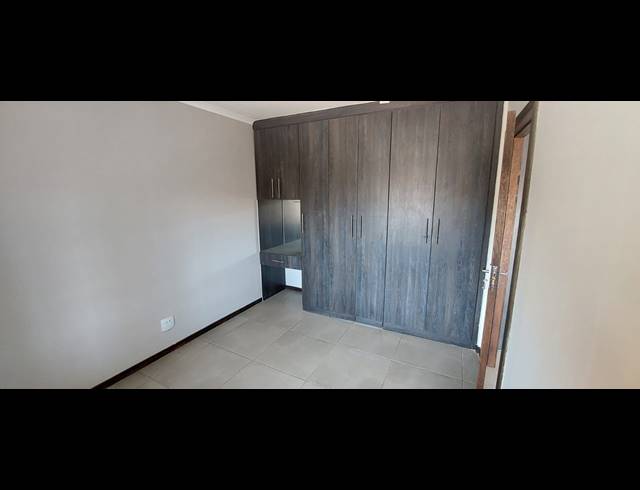 1 BEDROOM FLAT RENTED IN KENLEAF